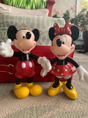 Vintage Disney Mickey & Minnie Mouse with moveable Head and Limbs